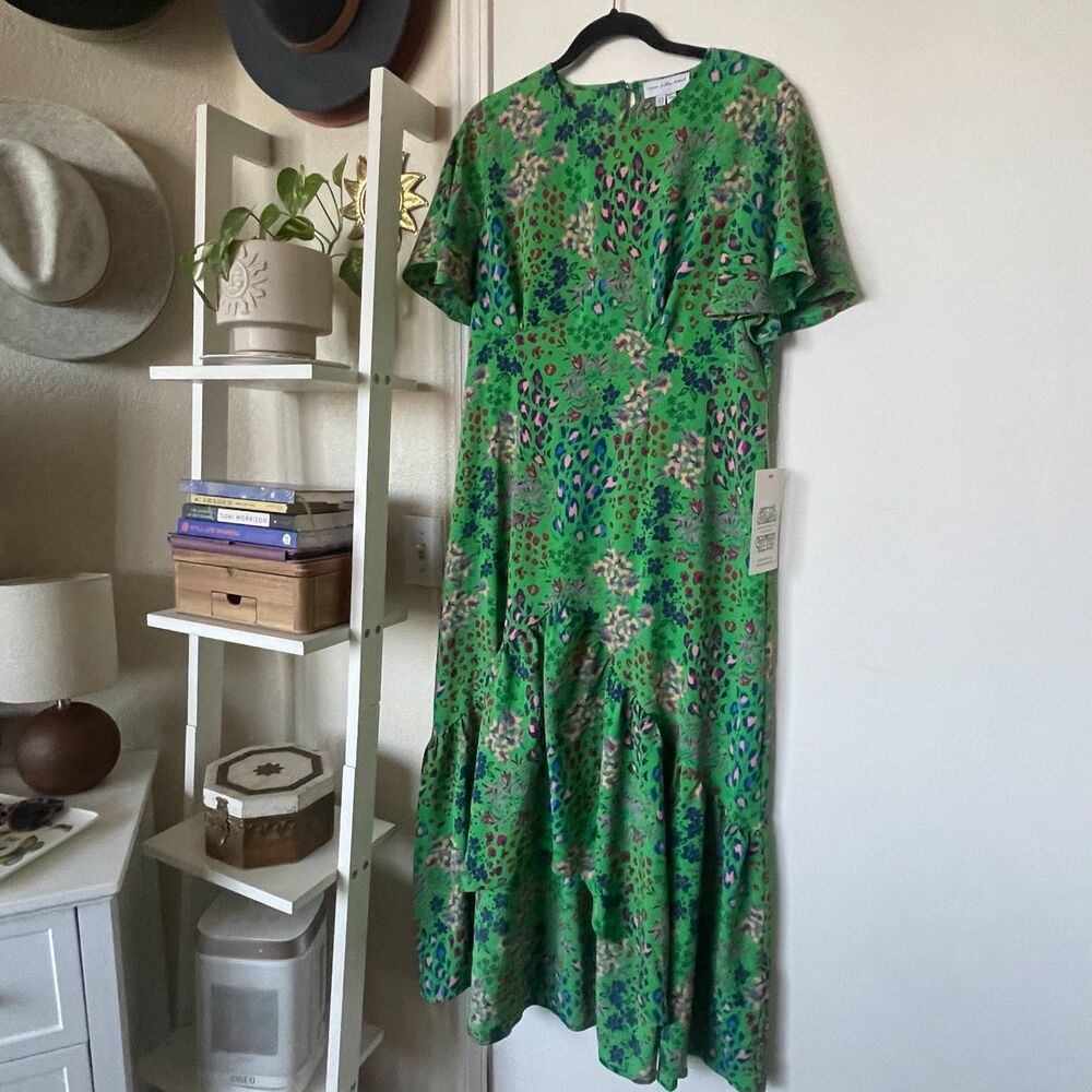 never fully dressed / floral print midi boho short sleeve dress / size 12
